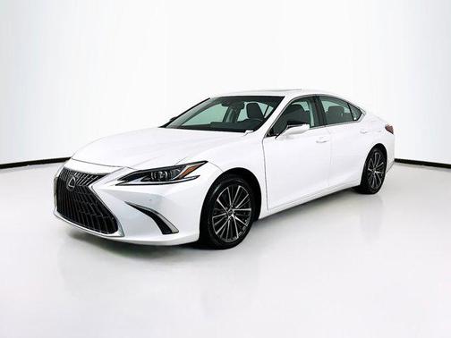 2023 Lexus ES 300h Base