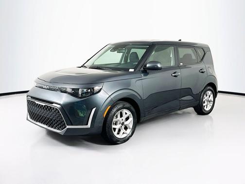 Gravity Gray 2025 Kia Soul LX