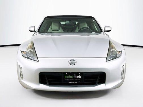 2018 Nissan 370Z Touring Sport
