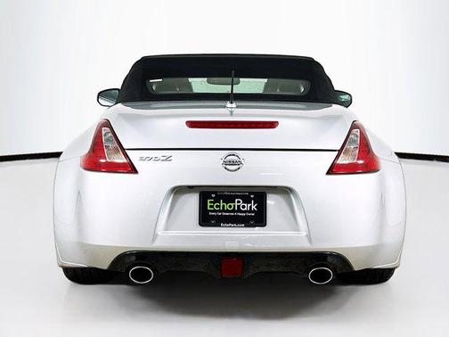 2018 Nissan 370Z Touring Sport