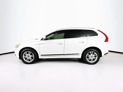 2016 Volvo XC60 T5 Drive-E Platinum