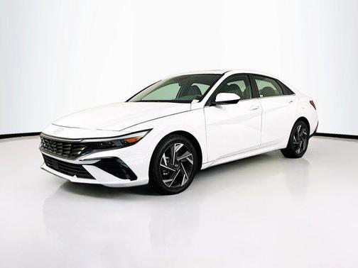 2025 Hyundai ELANTRA SEL