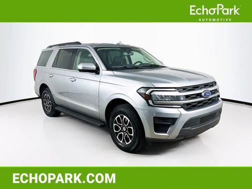 Iconic Silver Metallic 2024 Ford Expedition XLT