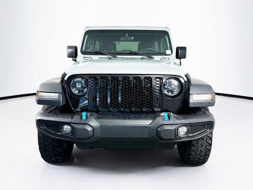 Earl Clearcoat 2023 Jeep Wrangler 4xe Base