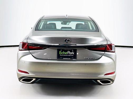 2021 Lexus ES 350 Base