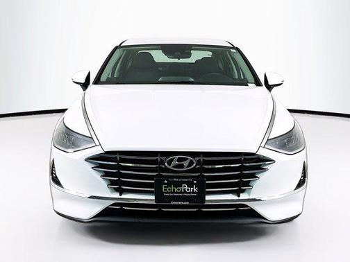 2022 Hyundai SONATA SE
