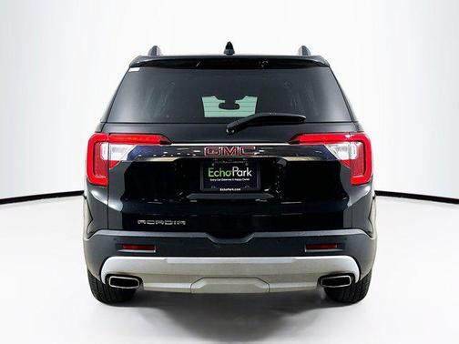 2023 GMC Acadia FWD SLT