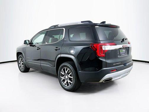 2023 GMC Acadia FWD SLT