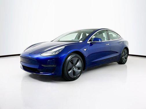 2020 Tesla Model 3 Standard Range Plus