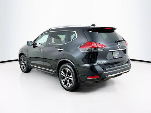 Magnetic Black 2017 Nissan Rogue SL