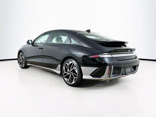 2024 Hyundai IONIQ 6 SEL