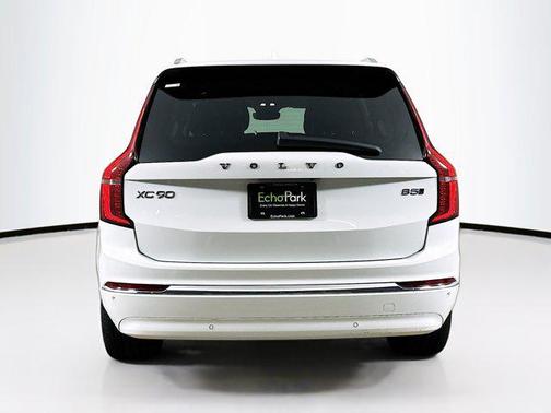 2025 Volvo XC90 B5 Plus 7-Seater