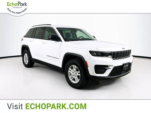 2022 Jeep Grand Cherokee Laredo