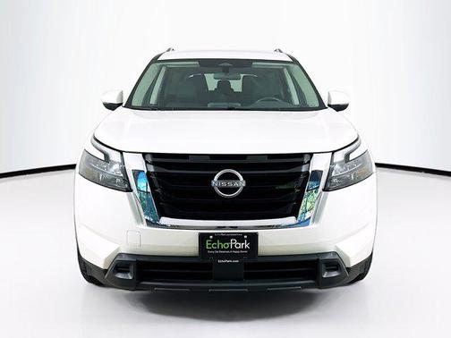 2024 Nissan Pathfinder SV 4WD