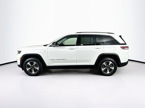 Bright White Clearcoat 2022 Jeep Grand Cherokee 4xe Base