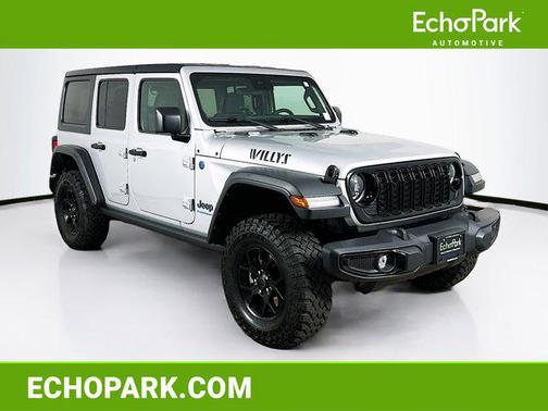 Silver Zynith Clearcoat 2024 Jeep Wrangler 4xe Willys
