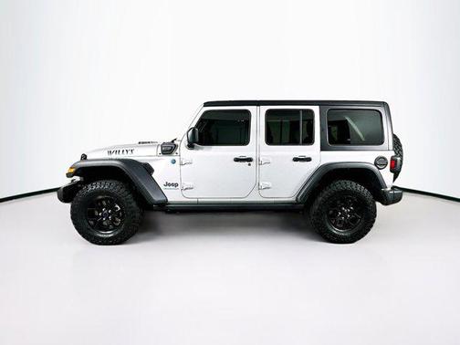 Silver Zynith Clearcoat 2024 Jeep Wrangler 4xe Willys