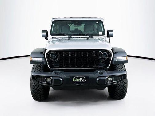 Silver Zynith Clearcoat 2024 Jeep Wrangler 4xe Willys