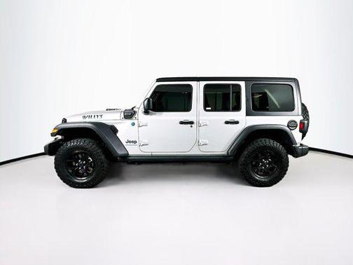 Silver Zynith Clearcoat 2024 Jeep Wrangler 4xe Willys
