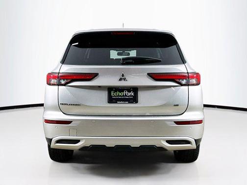 2024 Mitsubishi Outlander SE 2.5 2WD