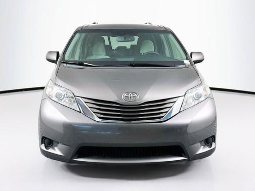 Predawn Gray Mica 2015 Toyota Sienna LE