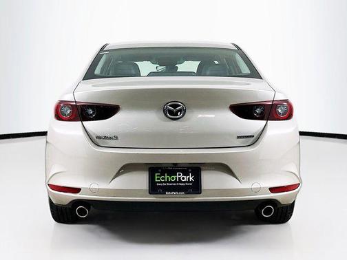 2025 Mazda Mazda3 FWD w/Preferred Package