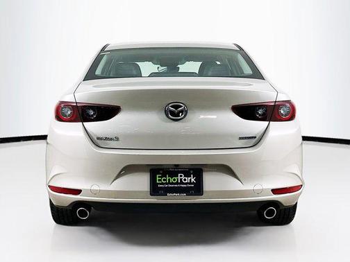 2025 Mazda Mazda3 FWD w/Preferred Package