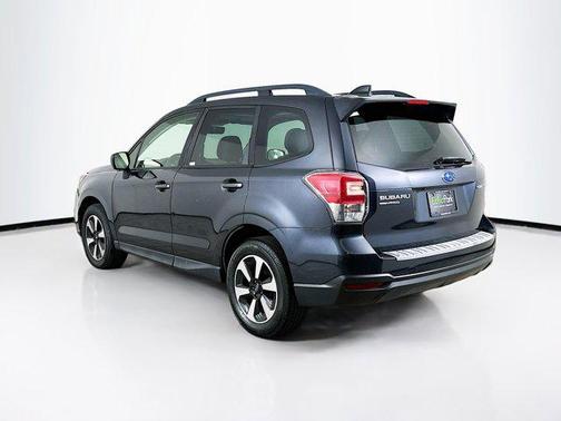 Dark Gray Metallic 2018 Subaru Forester 2.5i Premium