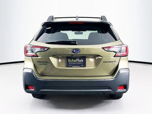 Autumn Green Metallic 2025 Subaru Outback Onyx Edition