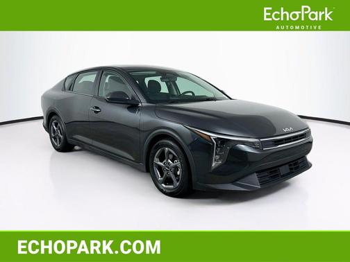 Interstellar Gray 2025 Kia K4 LXS
