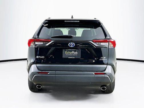 2023 Toyota RAV4 Hybrid XLE Premium
