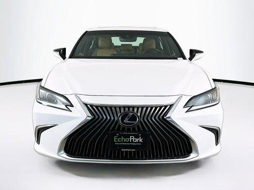 2021 Lexus ES 300h Base