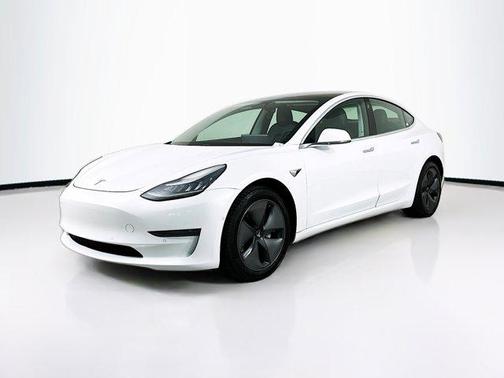 2020 Tesla Model 3 Standard Range
