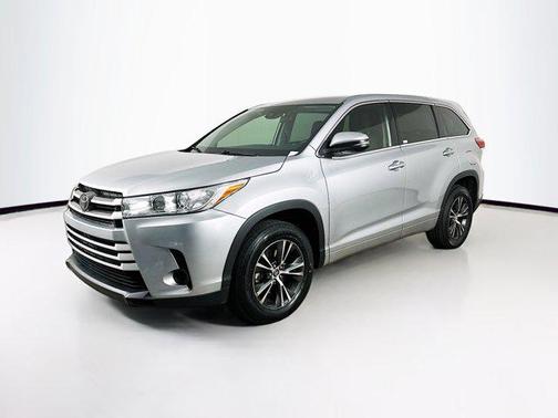 2018 Toyota Highlander LE I4