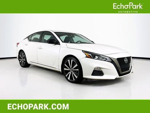 Pearl White Tricoat 2019 Nissan Altima 2.5 SR