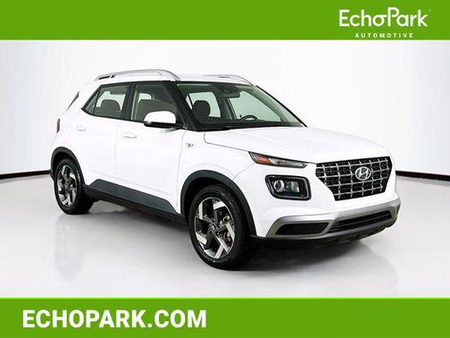 2022 Hyundai VENUE SEL