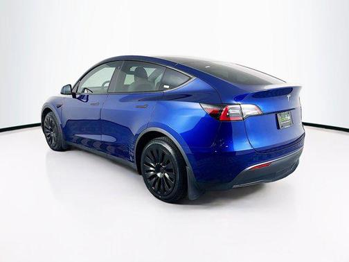 2022 Tesla Model Y Long Range Dual Motor All-Wheel Drive