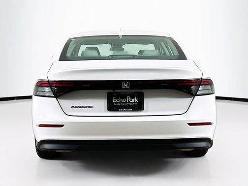 2025 Honda Accord LX 1.5T