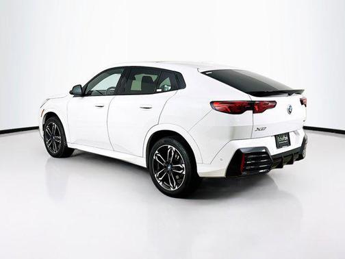 2025 BMW X2 xDrive28i