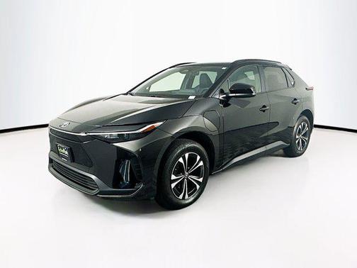 2025 Toyota bZ4X XLE
