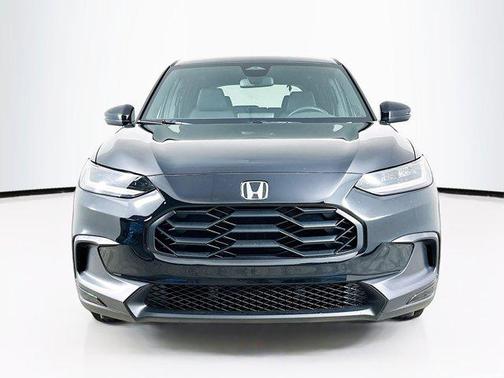 2025 Honda HR-V 2WD Sport