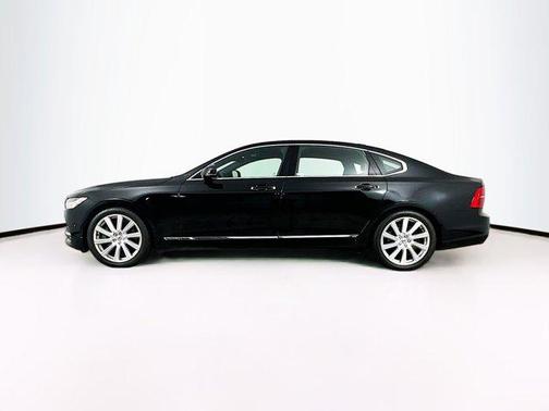 Onyx Black Metallic 2018 Volvo S90 T6 Inscription