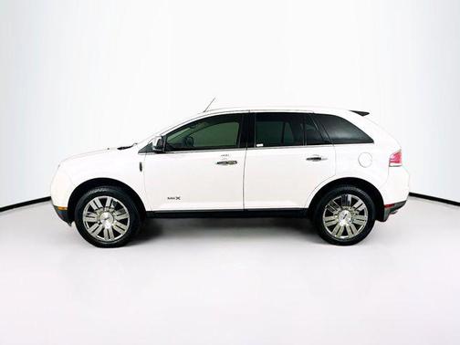 White Suede Metallic 2009 Lincoln MKX Base