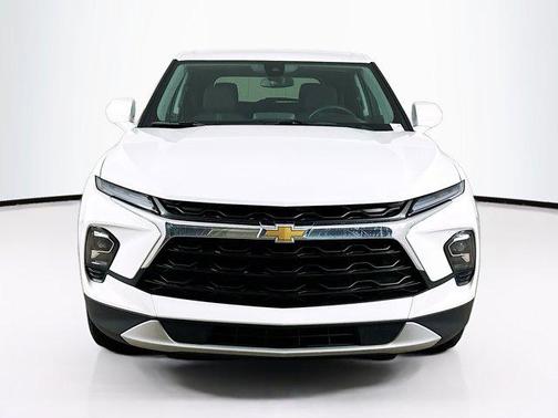 Summit White 2025 Chevrolet Blazer 2LT