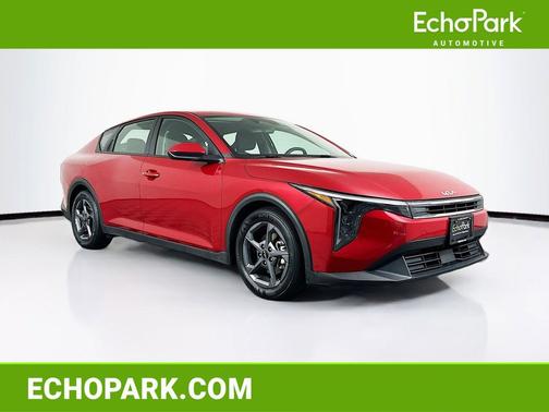 Currant Red 2025 Kia K4 LXS