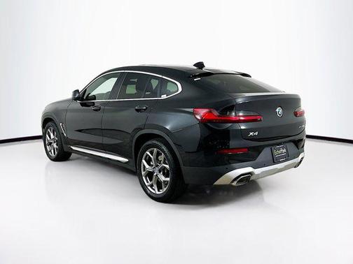 2024 BMW X4 xDrive30i
