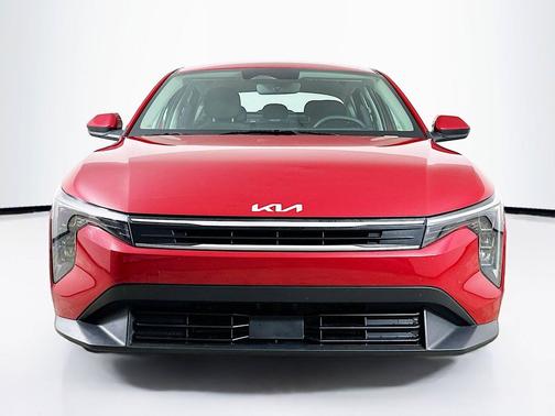 Currant Red 2025 Kia K4 LXS