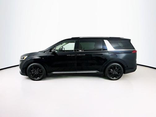 Aurora Black 2022 Kia Carnival SX Prestige
