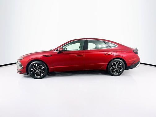 Ultimate red 2025 Hyundai SONATA SEL