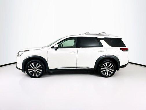 2022 Nissan Pathfinder Platinum 4WD